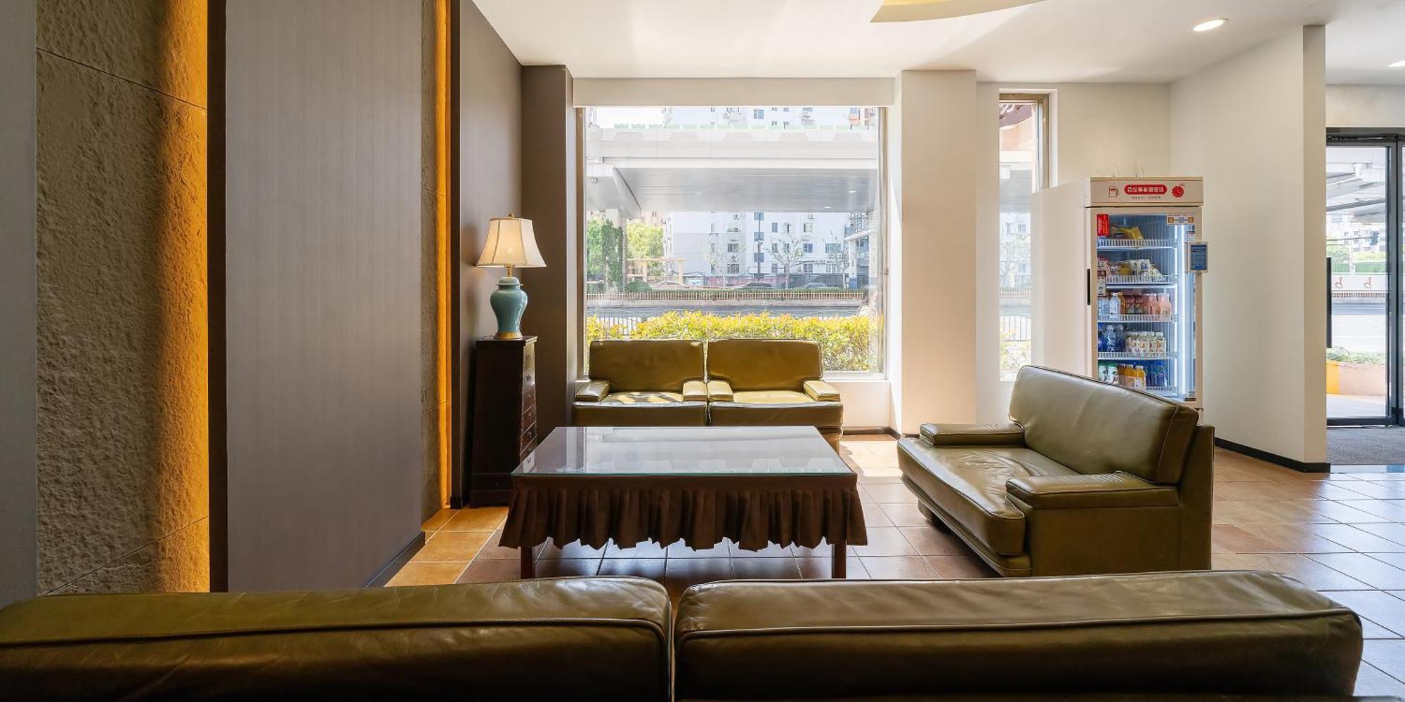 Hotel Baolong Homelike - Zhongshan Branch